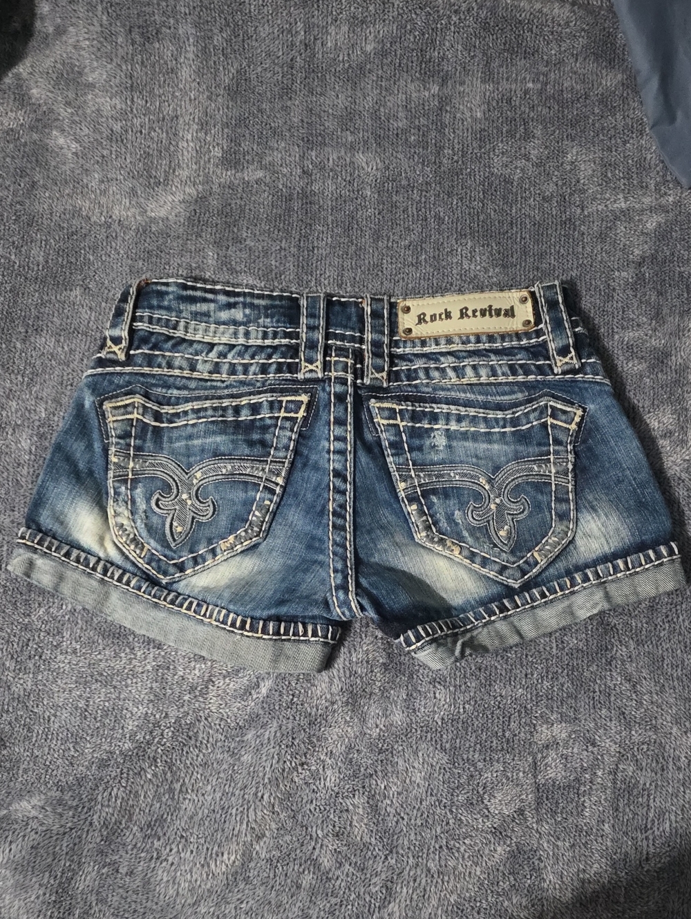 *Rock Revival Amy Distressed Denim Cuffed Shorts - Blue Size 25* EUC